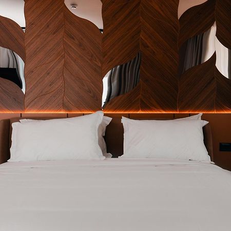 Royal G Deluxe Hotell Škalngur Exteriör bild