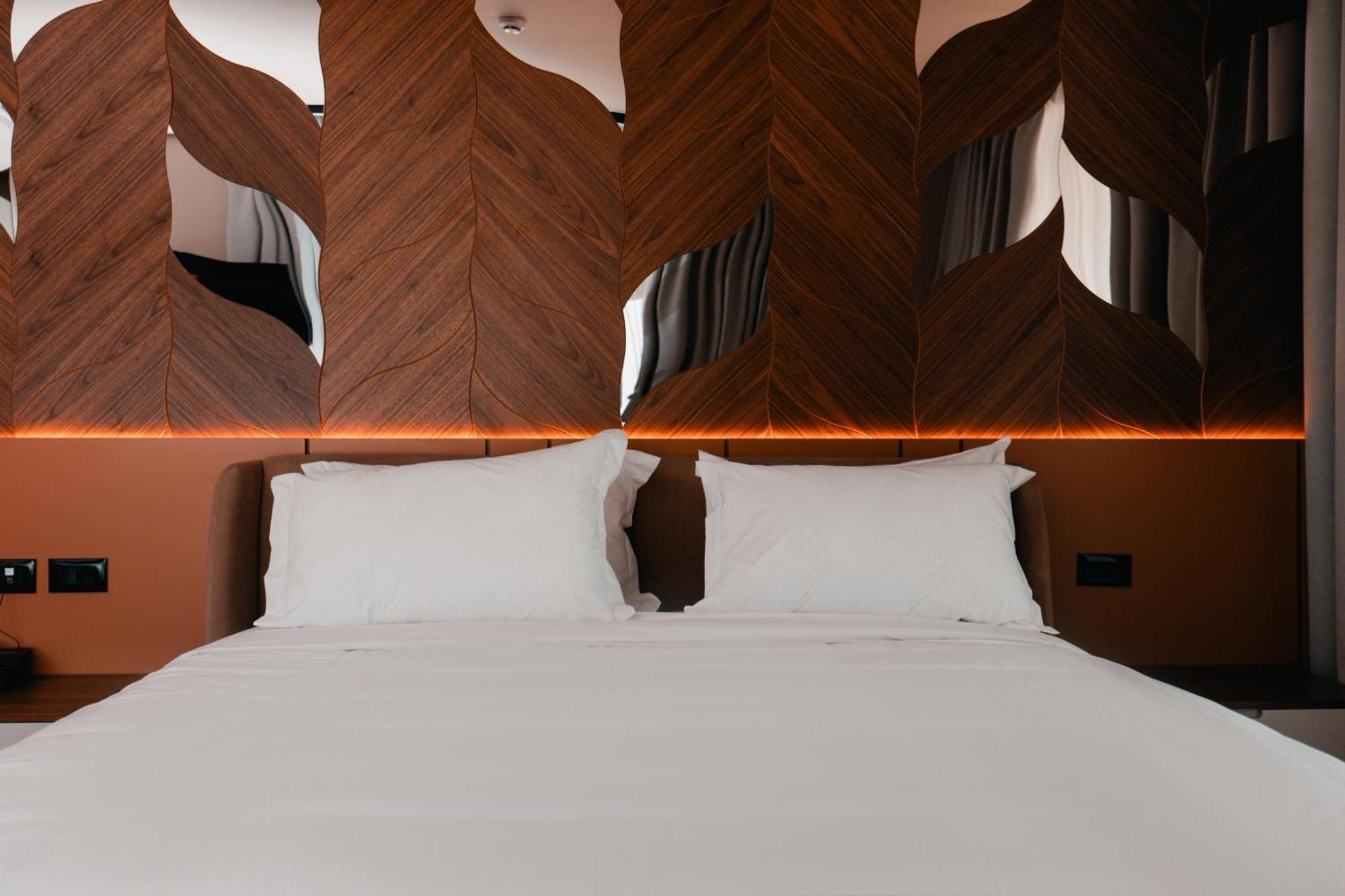 Royal G Deluxe Hotell Škalngur Exteriör bild