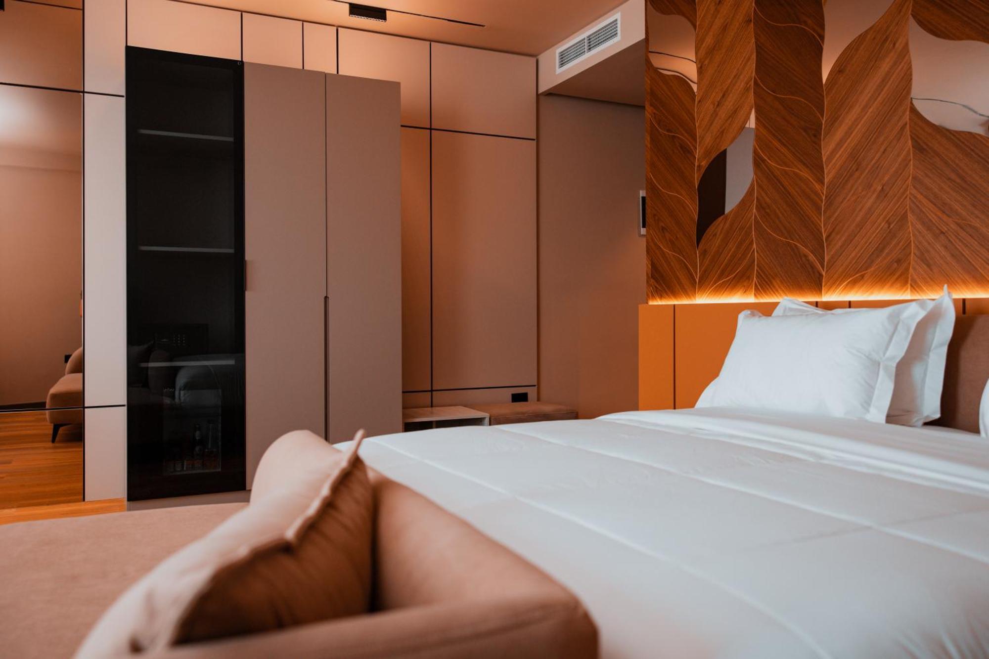 Royal G Deluxe Hotell Škalngur Exteriör bild