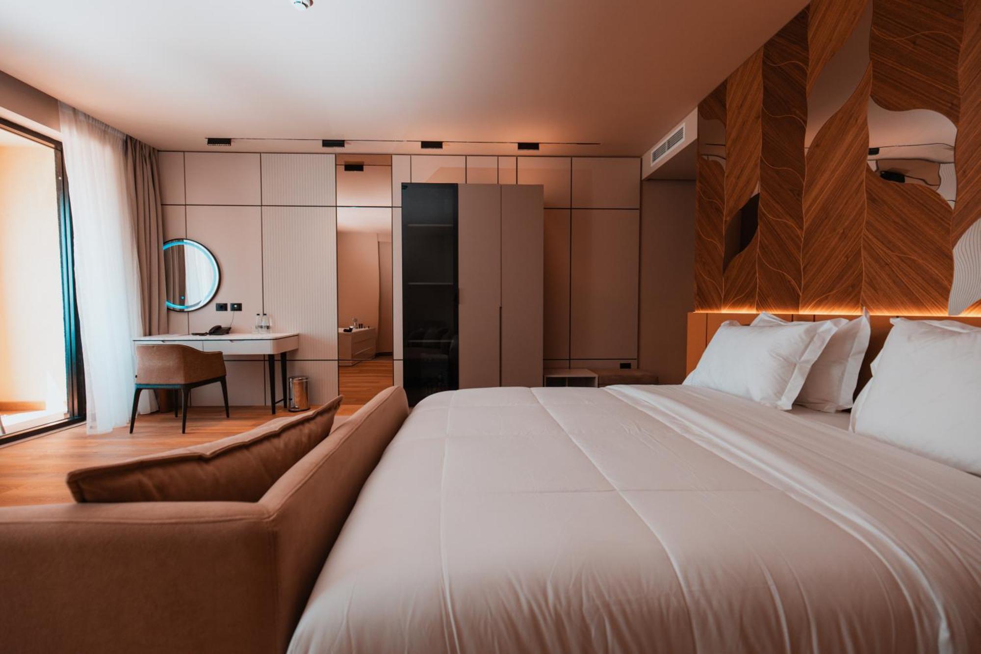 Royal G Deluxe Hotell Škalngur Exteriör bild