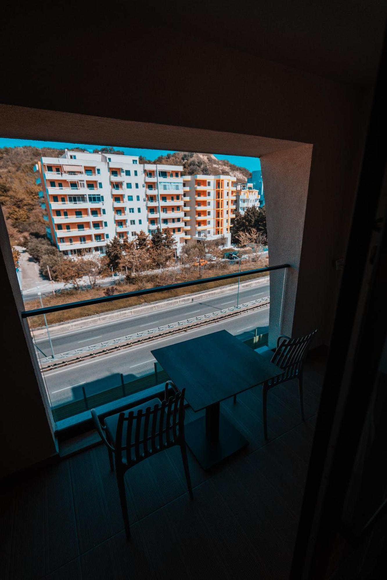 Royal G Deluxe Hotell Škalngur Exteriör bild