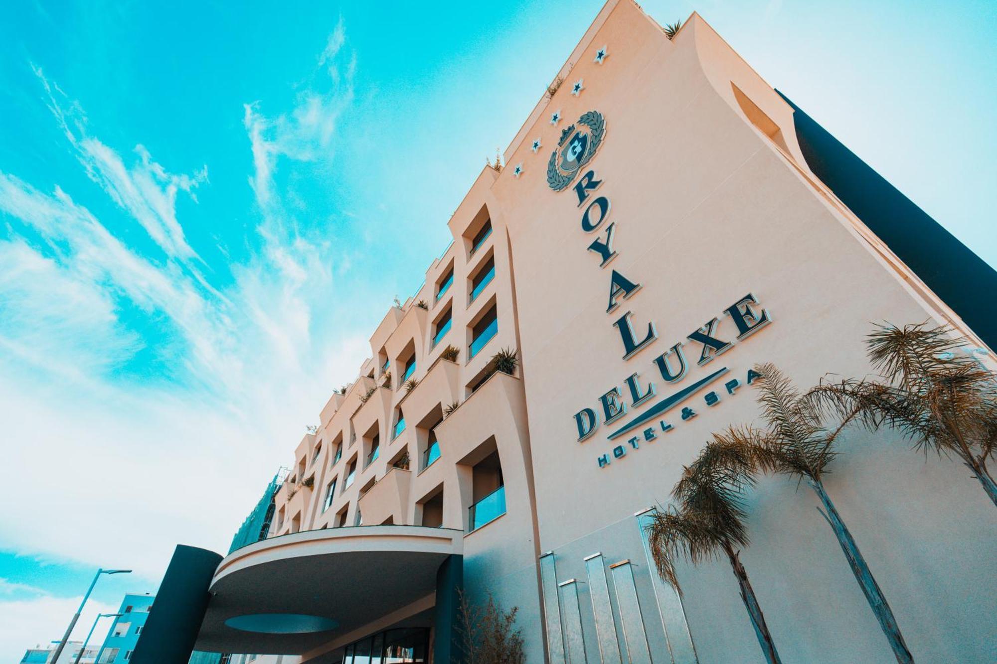 Royal G Deluxe Hotell Škalngur Exteriör bild