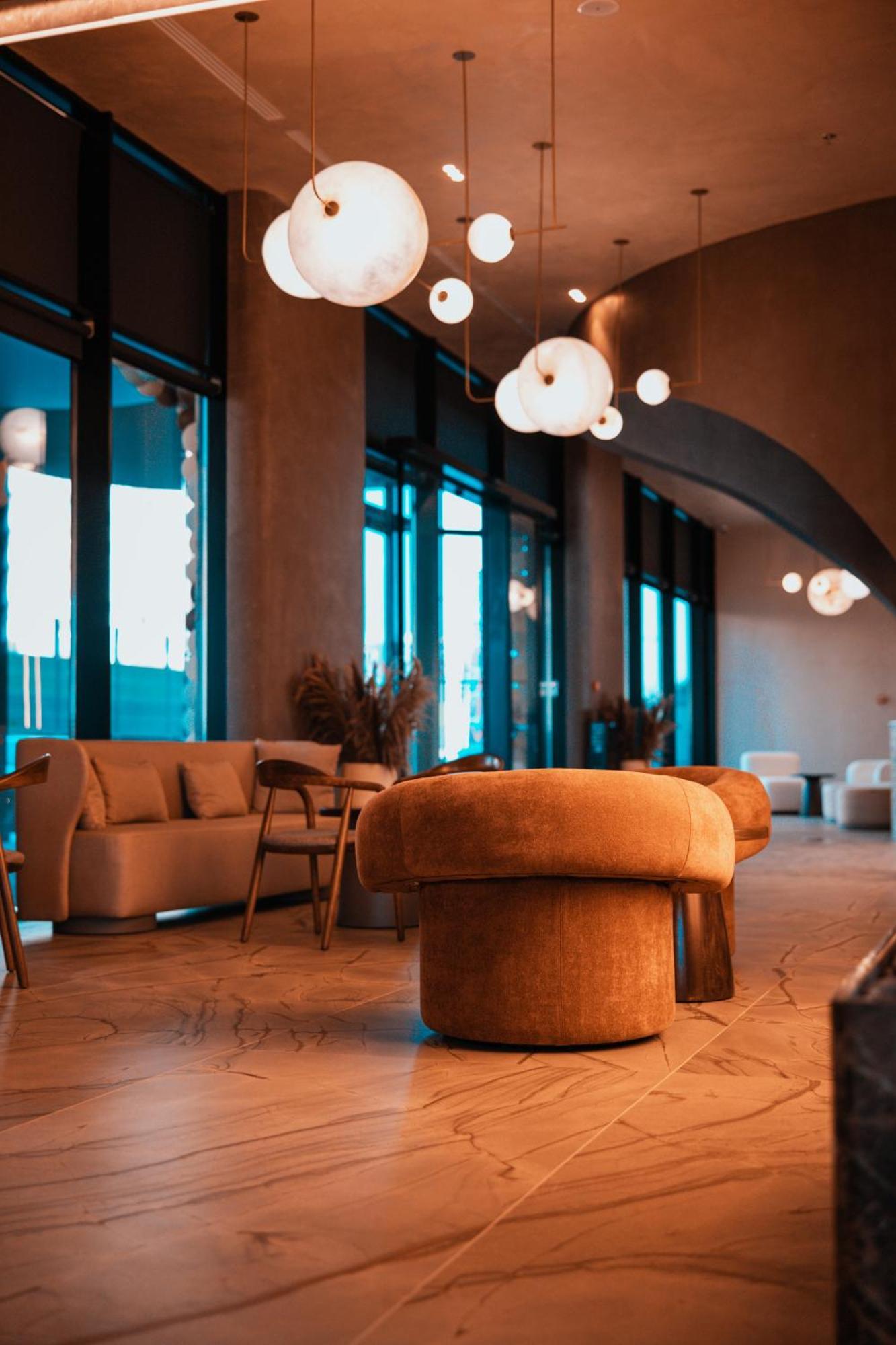 Royal G Deluxe Hotell Škalngur Exteriör bild