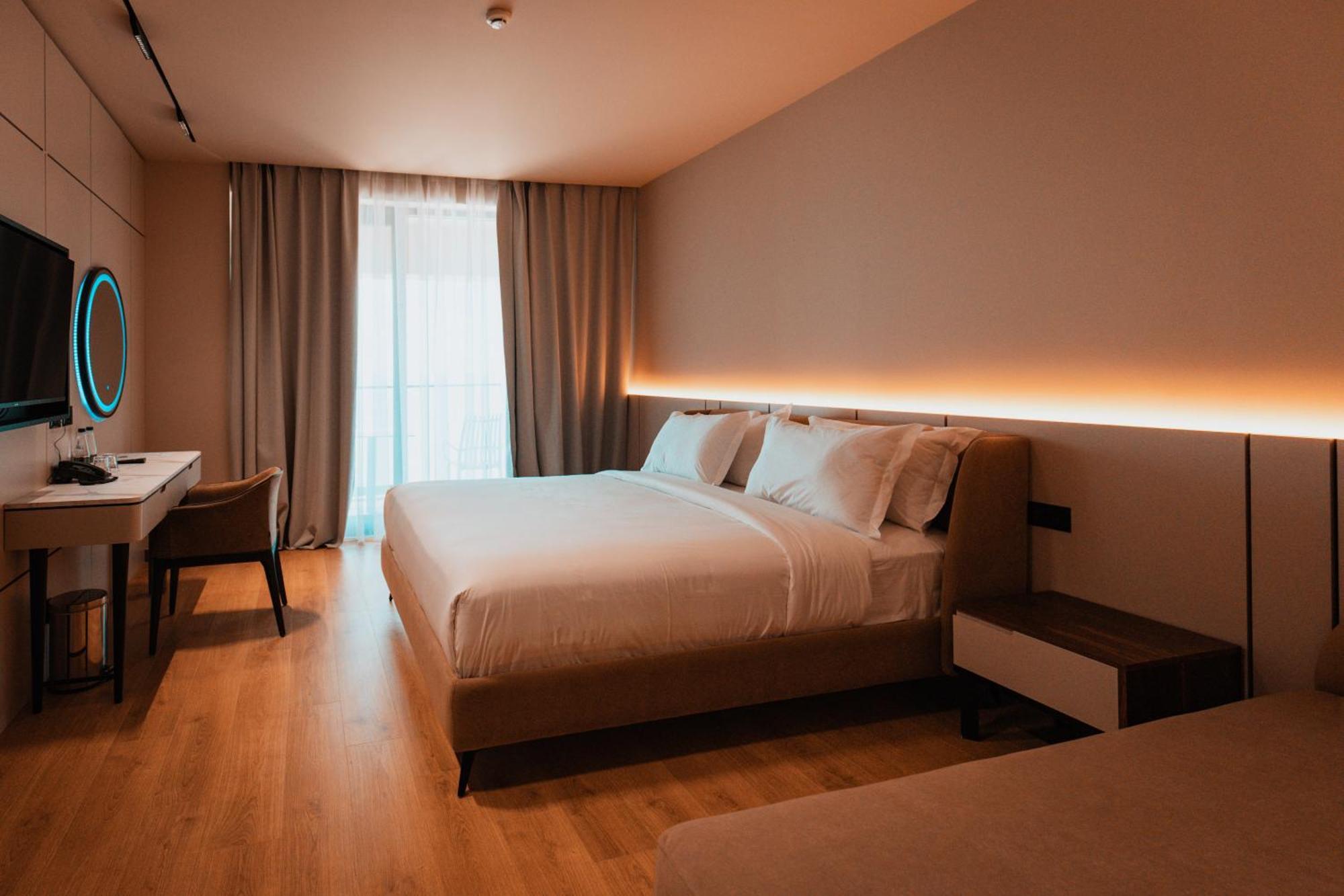 Royal G Deluxe Hotell Škalngur Exteriör bild