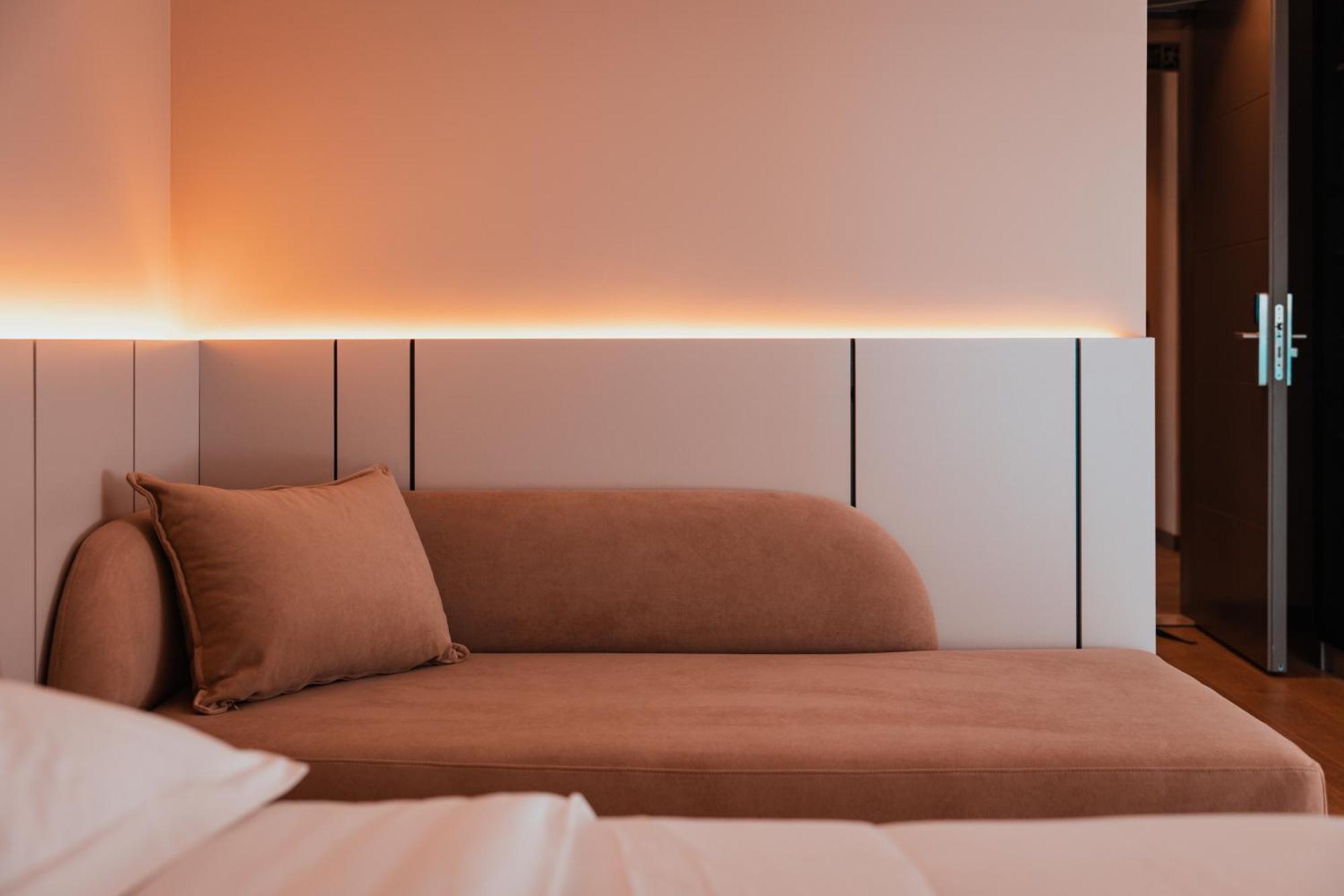 Royal G Deluxe Hotell Škalngur Exteriör bild